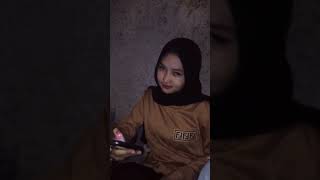 Download lagu Story wa Mentahan halu di kamar bareng cewe cantik, buat manasin mantan, prank temen. mp3 Download lagu Story wa Mentahan halu di kamar bareng cewe cantik, buat manasin mantan, prank temen. mp3