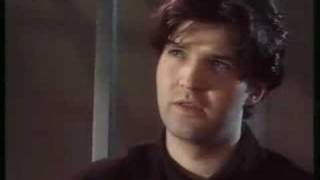 Lloyd Cole interview on 'Network 7' 1988