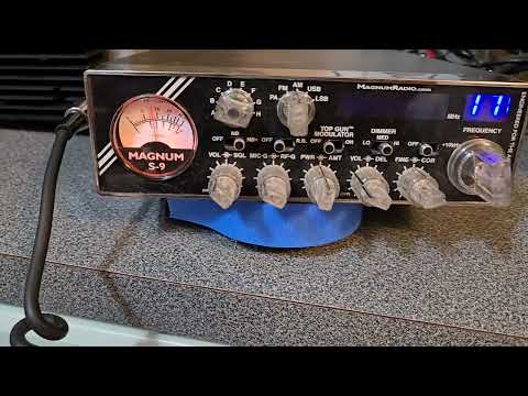Magnum S9 HAM / CB Radio With Mic and Original Box