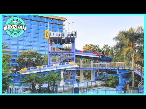 image-What are the advantages of staying at a Disneyland Resort?