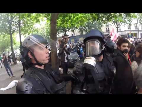 Labor Protesters Met By Riot Police in Paris