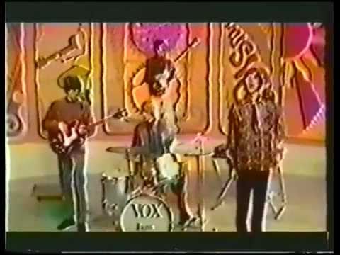 Blues MaGoos We Ain't Got Nothin' Yet 1966 NYC With Lyrics+4