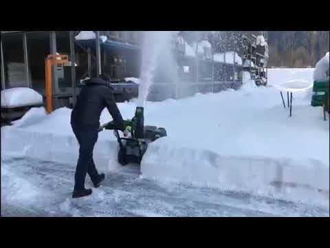 Schneefräse Akku EGO SNT2400E