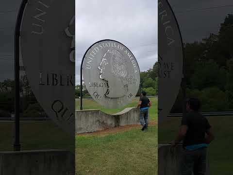 GIANT QUARTER in Everett, PA