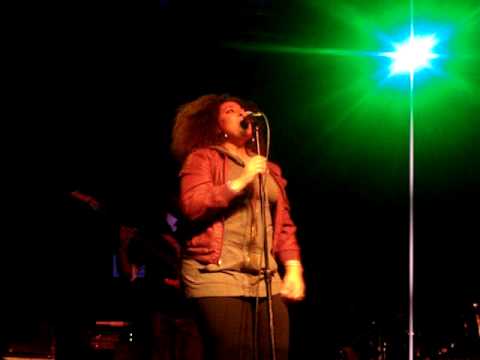 Chantae Cann - People make the world go round