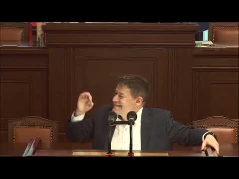 Rozpor v postoji koalice k dluhům a věřitelům