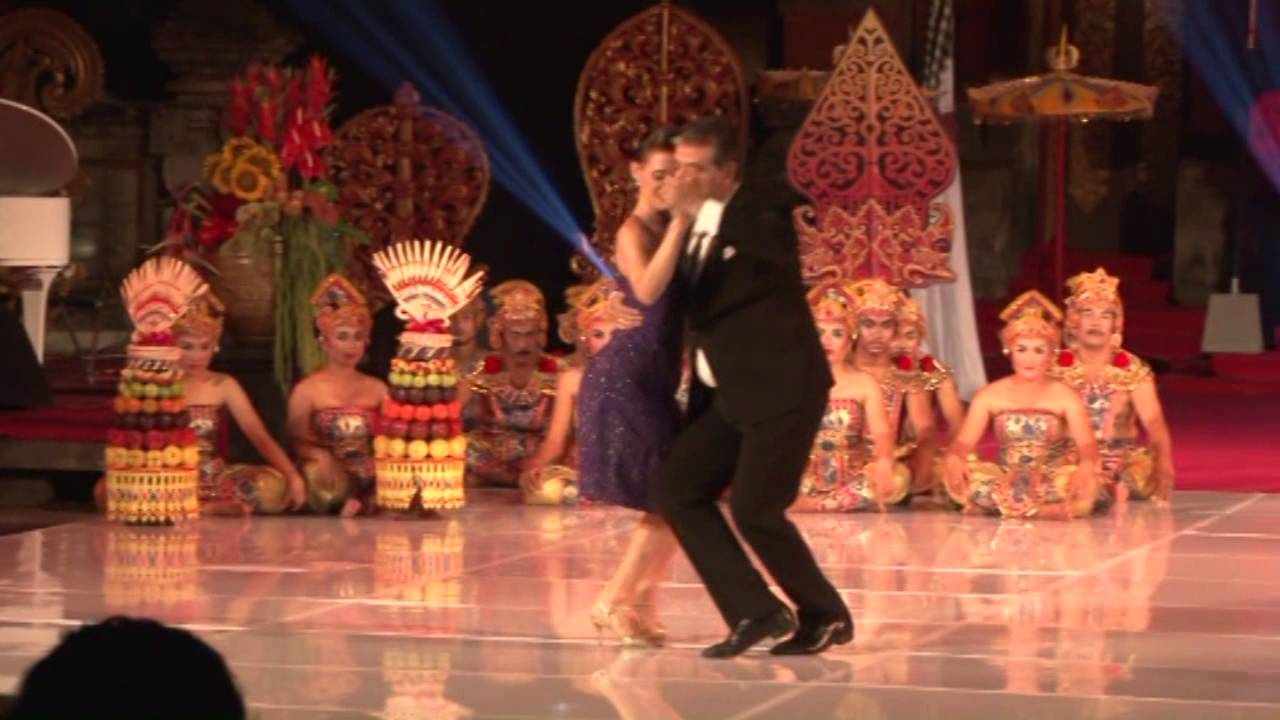 Tango in Paradise 2015 - Julio Balmaceda y Virginia Vasconi (Part 2)