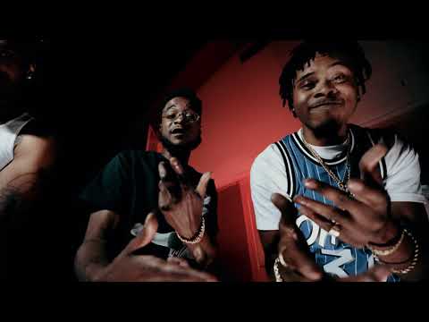 Tr3 Bizzl3 Feat. D-Breeze - PeekaBoo