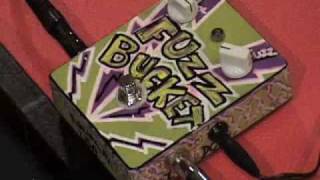 Video thumbnail for Marion Henry Electric FUZZ BUCKET guitar effects pedal demo by gearmanndude