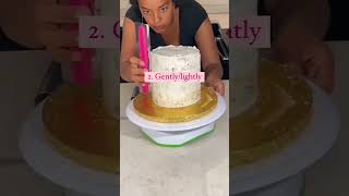 Tips on smoothing a cake with an icing smoother