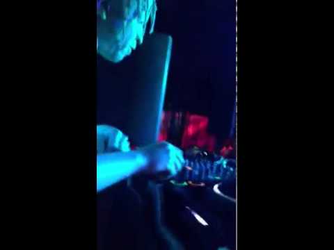 Mo Phala Live At House 22