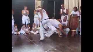 Troca de graduação de 2013 dos alunos do Mestre Grilo