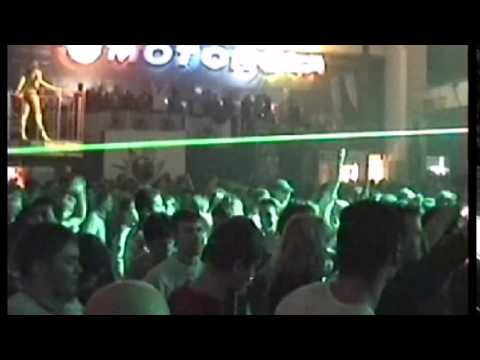 Gatecrasher 2 Above and Beyond - Live in Moscow 25.09.2004