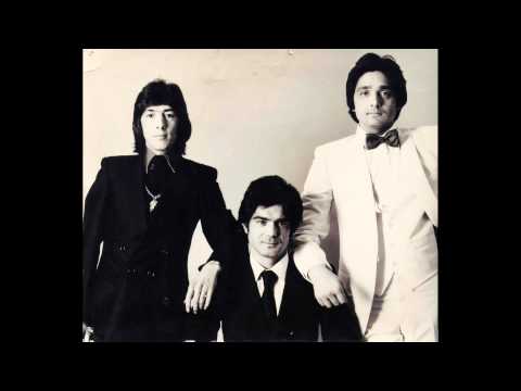 Gitanos de piel morena