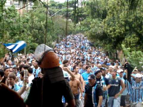 "Geral do Grêmio - Gre-nada Deslocamento Tricolor" Barra: Geral do Grêmio • Club: Grêmio