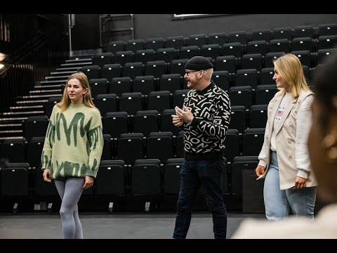 Performing Arts (Theatre Design) - AU824