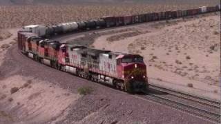 preview picture of video 'BNSF Needles sub - manifest train at Ludlow'
