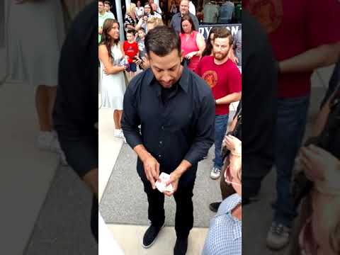 David Blaine on the streets in Nashville #magic #davidblaine