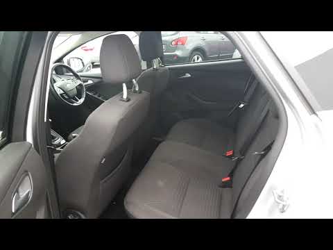 SG16ZSX - 2016 Ford Focus Titanium T EcoBoost 125 StartStop 1