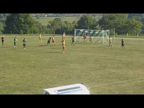 AUBUSSON E F ( 3 )  2 - 0 CHAMPAGNAT S C