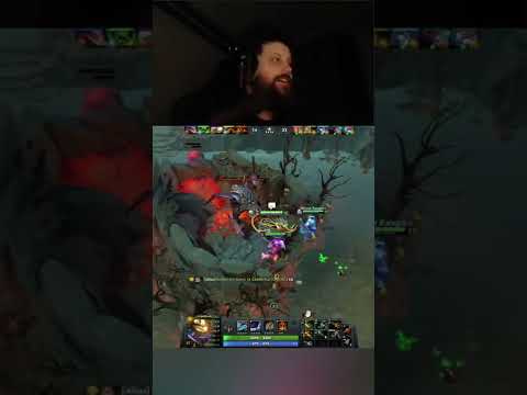 Yuragi MK cosplay as ROSHAN!! 😂😂😂 #shorts #dota2 #dota2shorts #gorgc