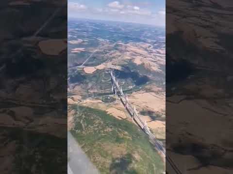 flight over the Millau Viaduct #largestbridgeintheworld #fyp #foryou #aviation #geordieflyer