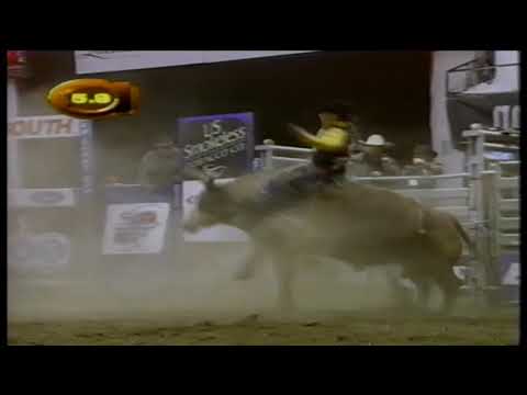 Lee Akin vs Hard Copy - 02 PBR Billings (91.5 pts)