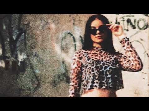 Nieporadna - Obok mnie