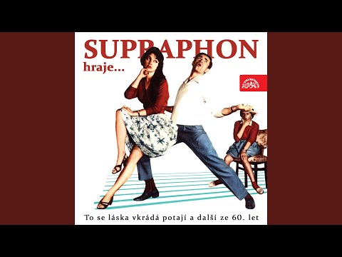 Bílá stopa po tryskáči