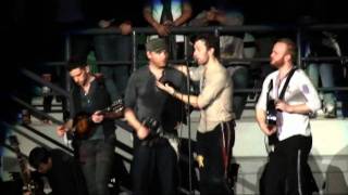 Coldplay - Death Will Never Conquer (Acoustic in the crowd)- Live In Melbourne (HD) Multi Angle