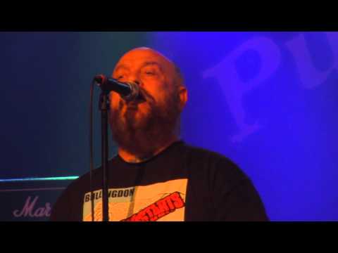 Angelic Upstarts - Solidarity (Punk And Disorderly 2016 Berlin) [HD]