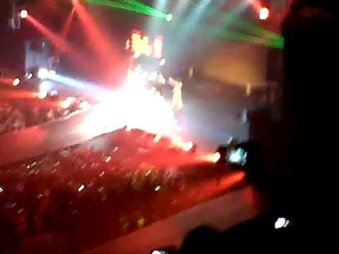 130302 WHAT TIME IS IT CONCERT PHILIPPINES - Heartbeat