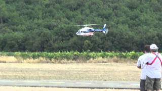preview picture of video 'Bell 222 à Cuges'