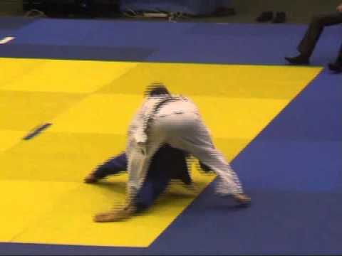 Cadet Evropean Judo Cap. 55kg. Brazhnikov - Bizon (GRM).avi