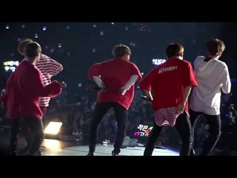170513 BTS The Wings Tour in Hong Kong - Save me (Fancam)