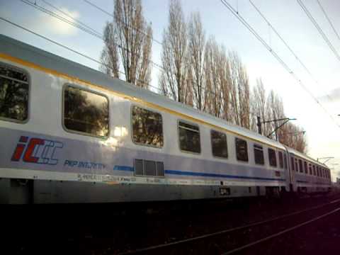 EP09-039 EIC 6100 Panorama rel.Wrocław Główny-Warszawa Przelot przez Wrocław mikołajów