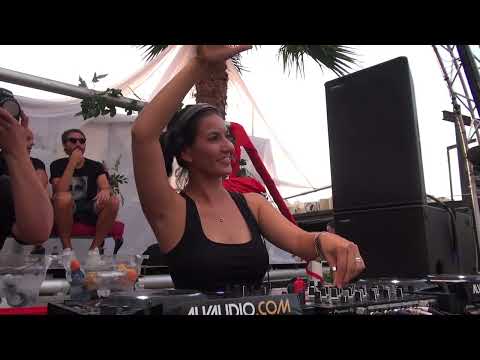 From TECHNO to HARDTECHNO (5 hours Set) Fernanda Martins aka Dot Chandler