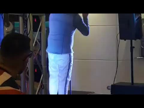 Ciro Di Vaio Ft. Anthony - Sta ascenno n'ata vota (Live Auchan Mugnano)