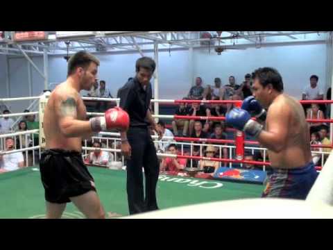 Tom (Tiger Muay Thai) wins via KO in the 3rd round @ Bangla Thai Boxing Stadium