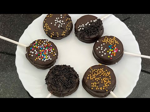 Oreo Pops | Easy Chocolate Covered Oreo Pops Recipe | Spruha Cuisine