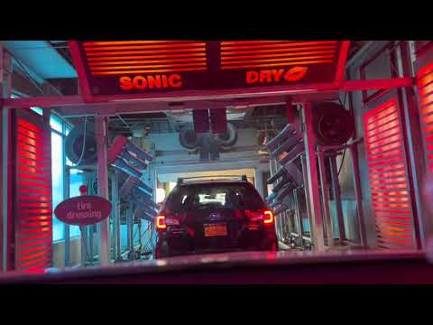 Driving around east side of Syracuse, Dewitt and Shoppingtown mall.