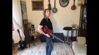 Video thumbnail for Gibson Les Paul Melody Maker electric guitar review by Foxy's Guitar Show