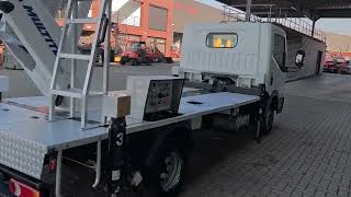 Nissan Cabstar 35.13 NT400 Multitel MS100 plataforma sobre cami&oacute;n | Imagen 4 - Machineryline