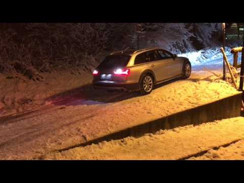 Audi A6 ALLROAD quattro on the snow