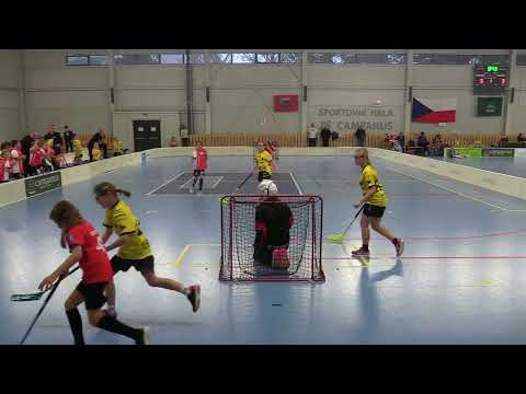 FATPIPE Tigers Start98 Kunratice - Florbalová akademie MB - bílé (4:2) 1. půlka