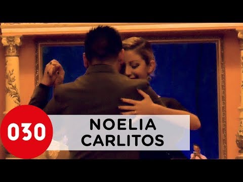 Noelia Hurtado and Carlitos Espinoza – Rondando tu esquina #NoeliayCarlitos