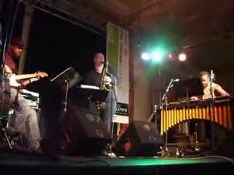 Bobby Previte's New Bump @Cheltenham 4-5-08