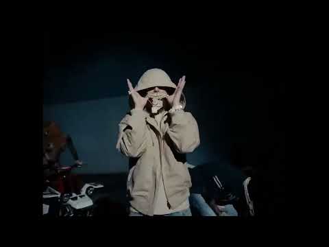 Vvs Switch (Remix)-Pressure9X19, Hades 66, Anuel AA, Luar La L, Yovngchimi, CDobleta (Video Oficial)