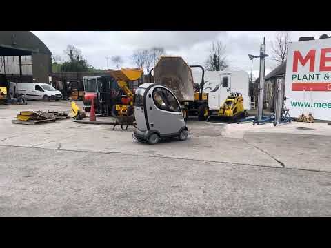 2014 SHOPRIDER MOBILITY SCOOTER - Image 2