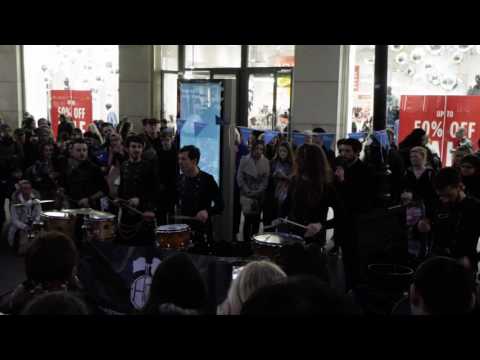 The Hit Machine Drummers - Henry St 30-12-2016